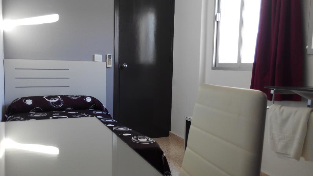 Hostal Ocana Manilva Quarto foto